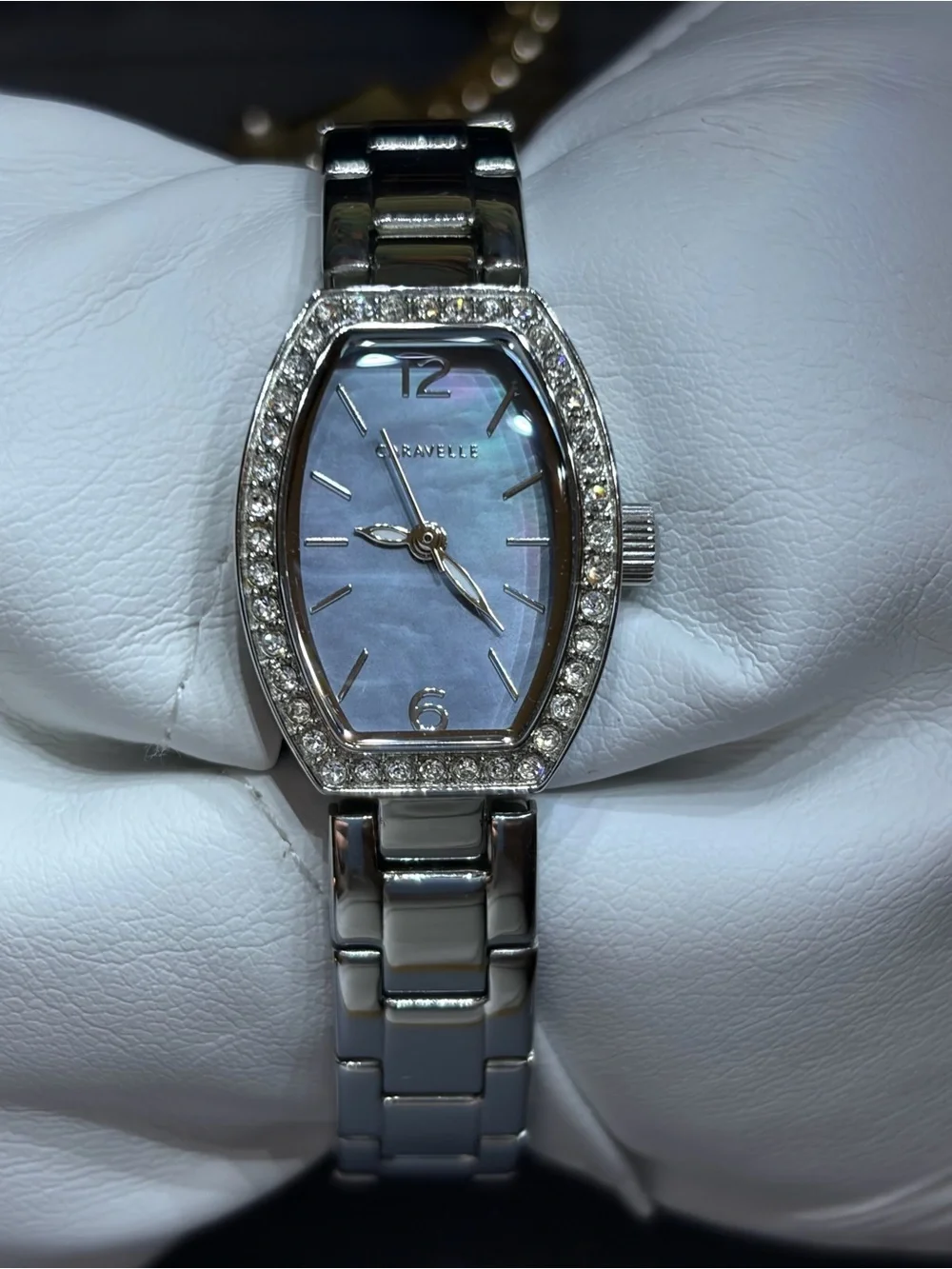 Caravelle by Bulova 43L204 Women’s Charcoal MOP Crystal Bezel Watch New Battery
